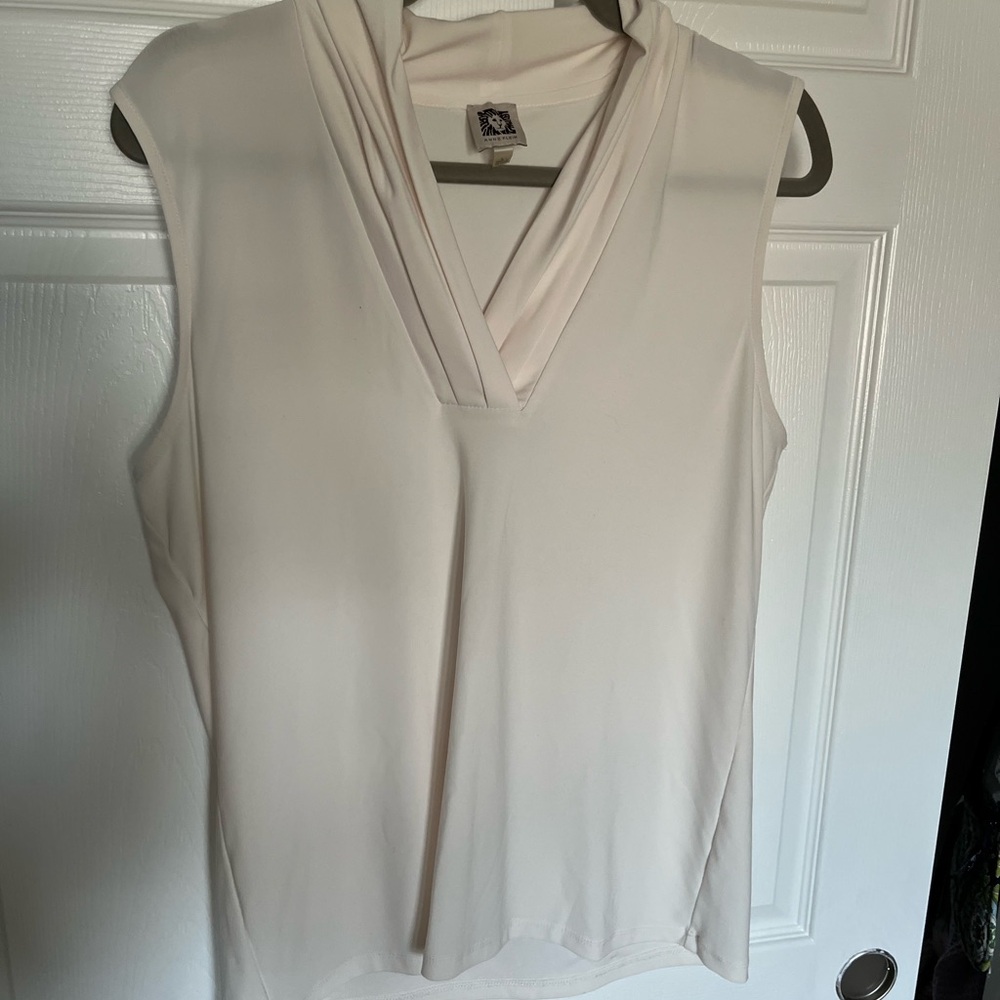 Anne Klein Cream Fitted Sleeveless Blouse